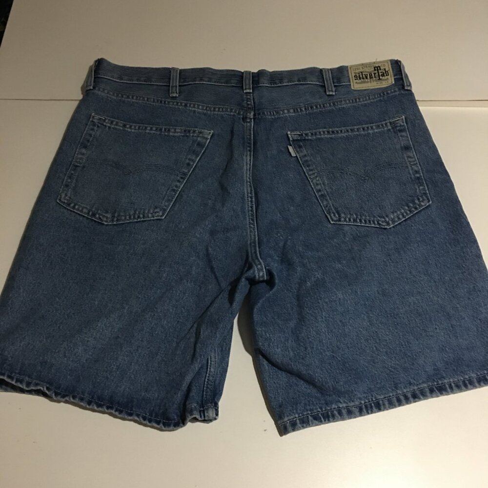 Levi's Silver Tab Loose Mens Denim Shorts Size 38 Jean